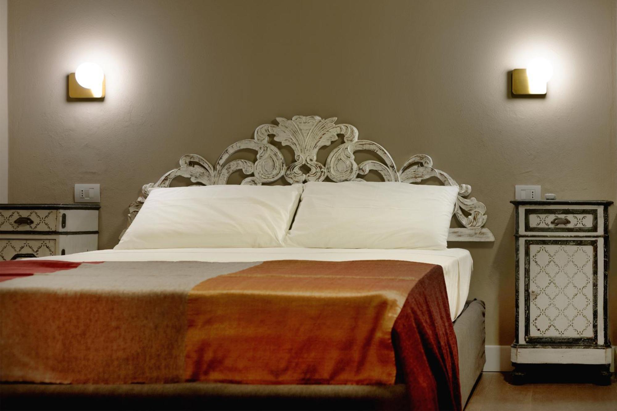 Luce Boutique Hotel Fortunago Exterior photo